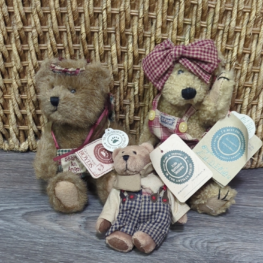 Vintage Brown and Plaid Teddy Bear Set